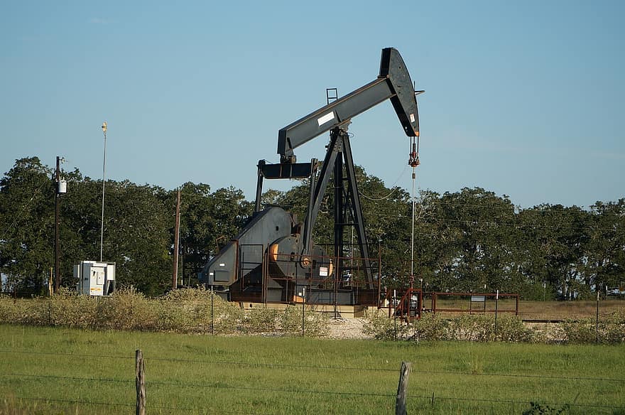 Industry Outdoors Sky Oil Well Petroleum Field Green