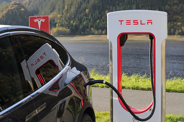 Tesla Tesla Model X Charging Supercharger Preview