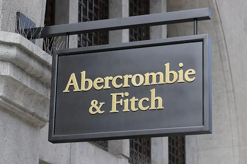 800px Abercrombie And Fitch 6515