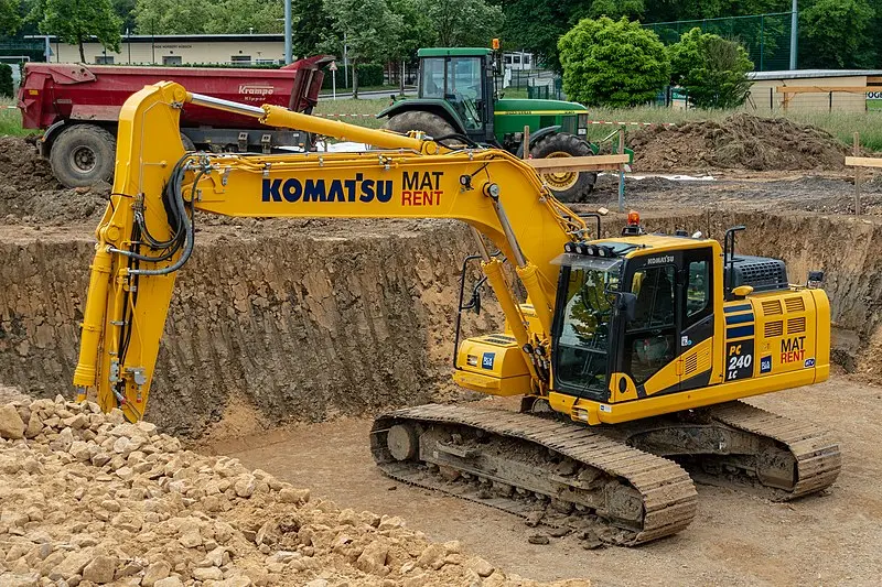 800px Komatsu PC240LC Chantier Wurth Rue Des Romains Sandweiler 107