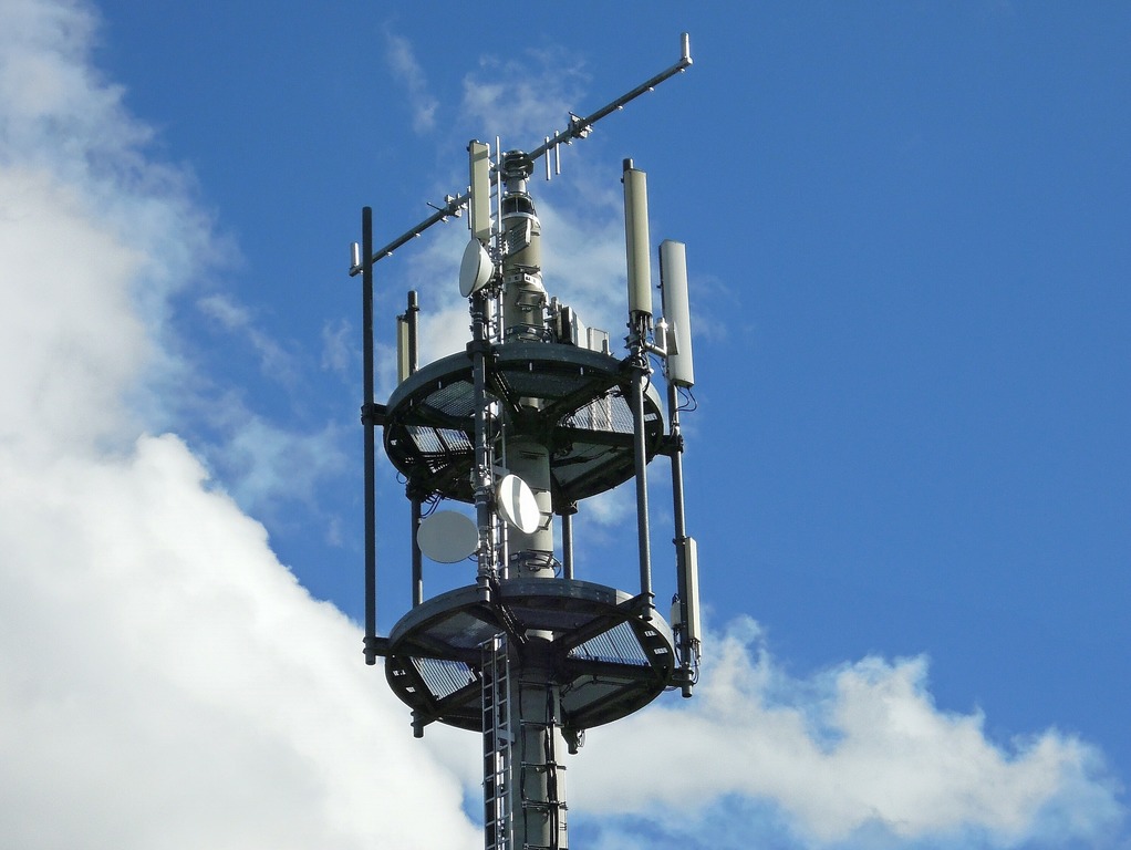 Mobile Sky Range Antenna Tower